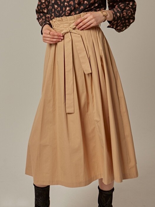 ROBE WRINKLE FLARE SKT_BEIGE