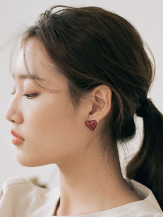 Heart vase earring [burgundy]