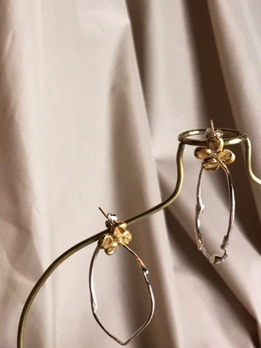 Wild flower hoop earring