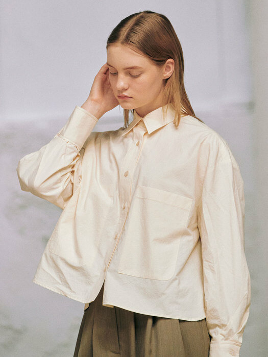 Jade Crop Blouse_Ivory