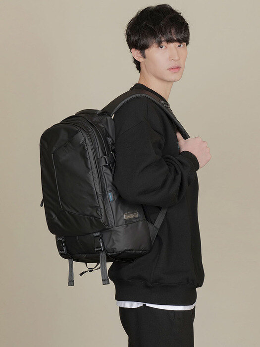 SHIZZLE  BACKPACK / MATT BLACK