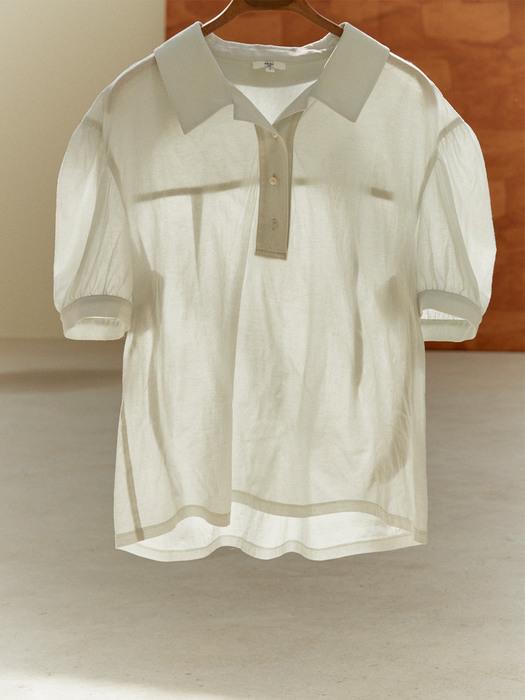 Point-collar puff sleeve blouse