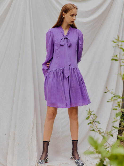 퍼플 라니 리본 타이 드레스 / PURPLE LANI RIBBON TIE DRESS