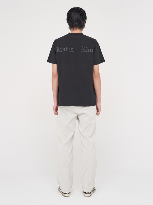EMBOSSING LOGO OVERSIZED T SHIRTS IN BLACK
