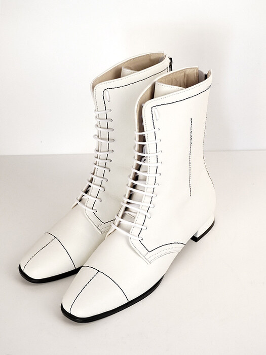 Lace Up Stitch boots _ White