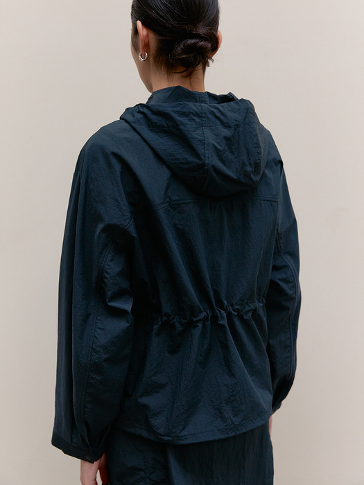 TWS HIGH NECK HOODED ANORAK_2 COLOR