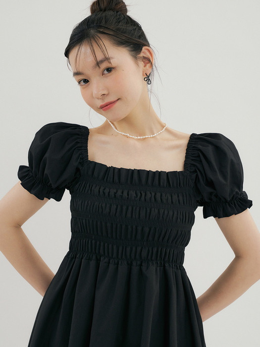 RCP CANDY PUFF-SLEEVE SHIRRING OPS BLACK