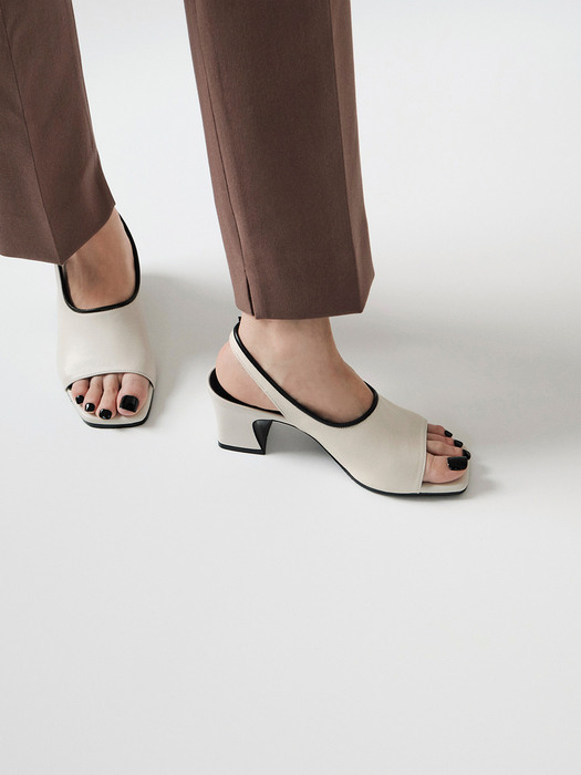 Remy Sandals / Ivory