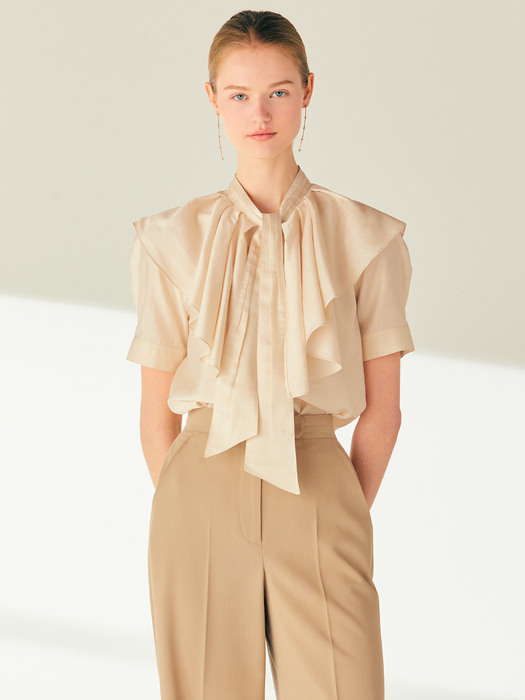 ANGELICA Ruffle detailed tie blouse (Off white/Light beige)