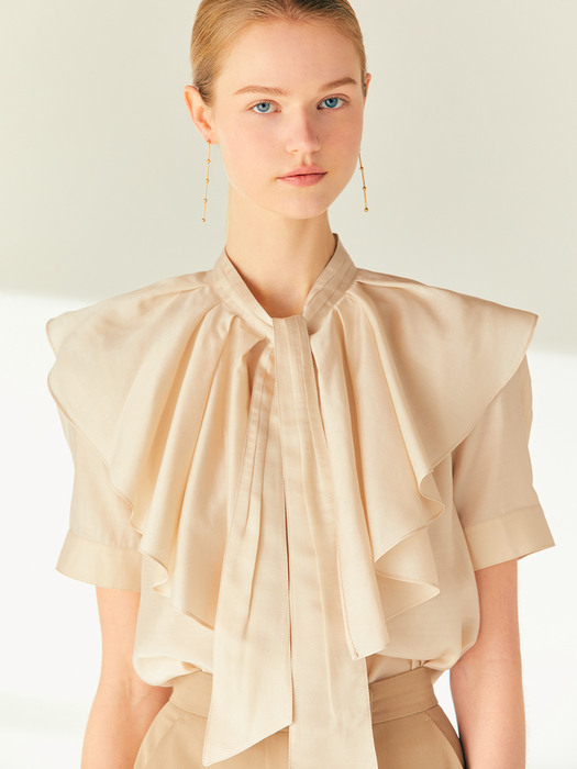 ANGELICA Ruffle detailed tie blouse (Off white/Light beige)