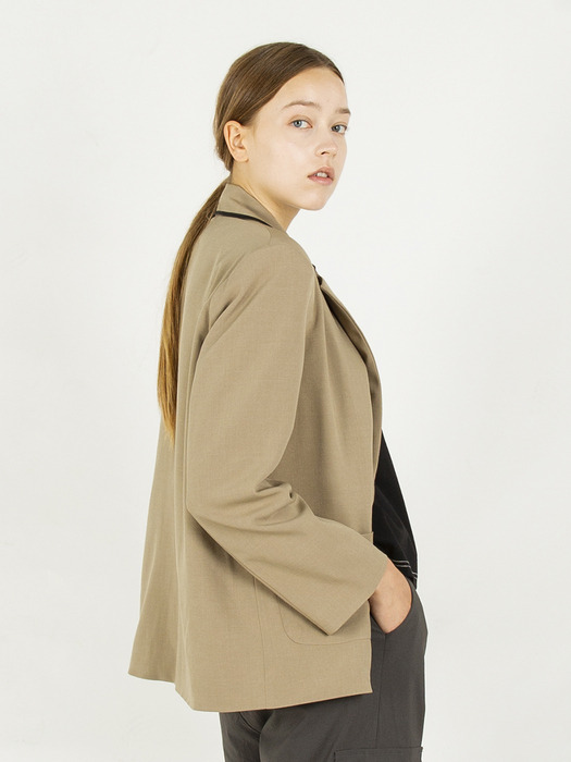 Two button tailored jacket [Beige]