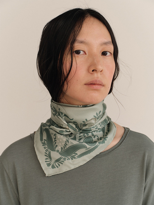 BLOSSOM SILK SCARVES (TURQUOISE)