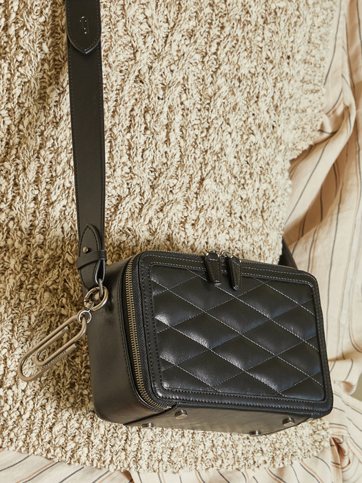 NO.13 QL CROSS BODY BAG