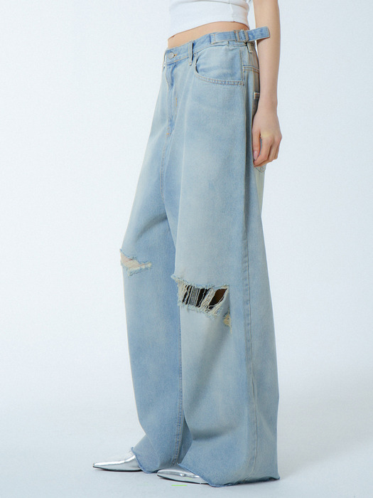 와이드 디스트로이드 데님 팬츠 라이트블루_WIDE DESTROYED DENIM PANTS LIGHT BLUE