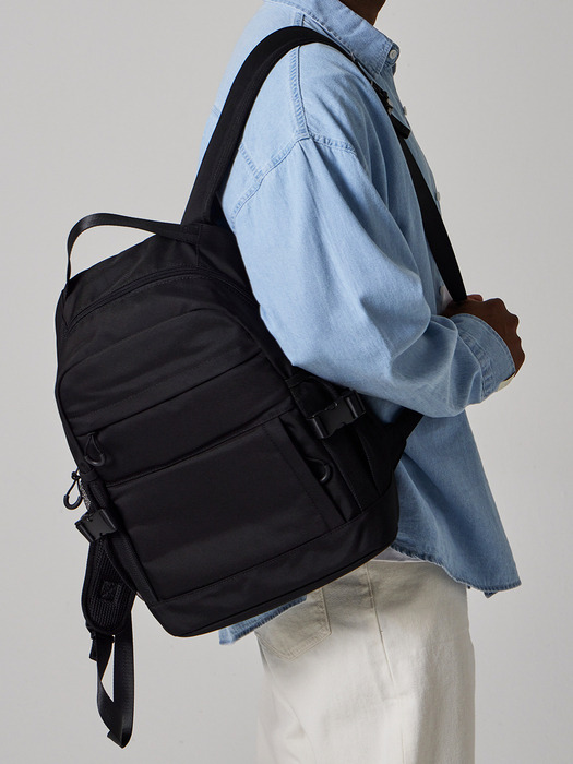 하이테크 에센셜 유틸리티 백팩 High-Tech Essential Utility Backpack