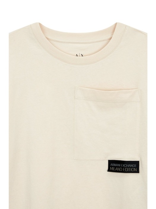 AX 여성 로고 라벨 포켓 티셔츠-베이지(A424130018)