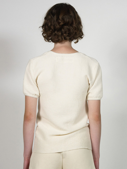 Via Blair button T-shirt (Ivory)