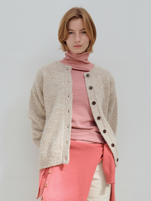 HAIRY KNIT CARDIGAN - OAT BEIGE