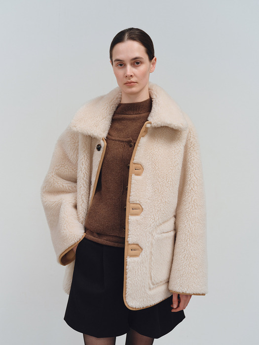 TFW REVERSIBLE SHEARING HALF COAT_2COLORS