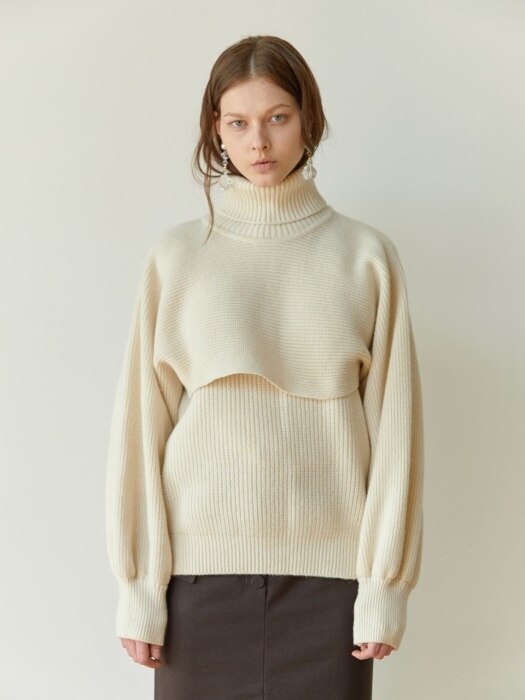 TWO-WAY ROLL-NECK KNIT TOP (IVORY)