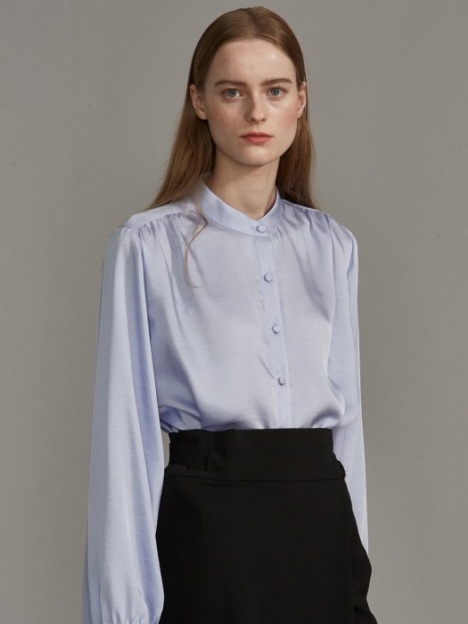 volume shirring blouse (light blue)