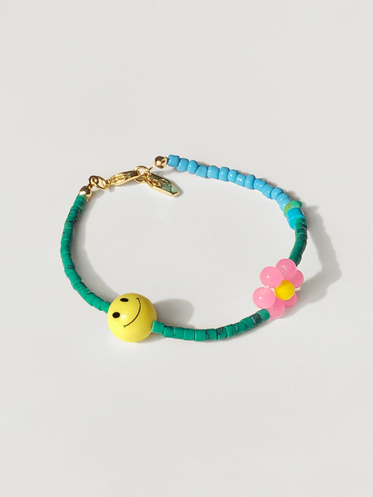 smile flower bracelet