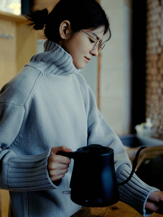 [EXCLUSIVE] open turtleneck (air blue)
