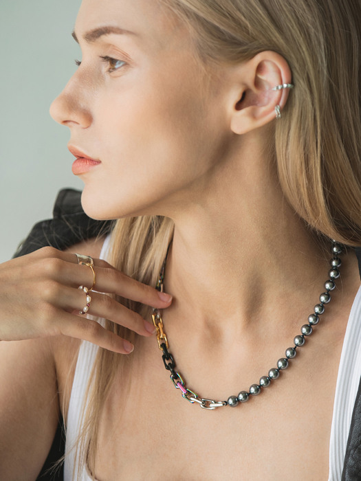 Cusco black pearl & 4 multi chain necklace 