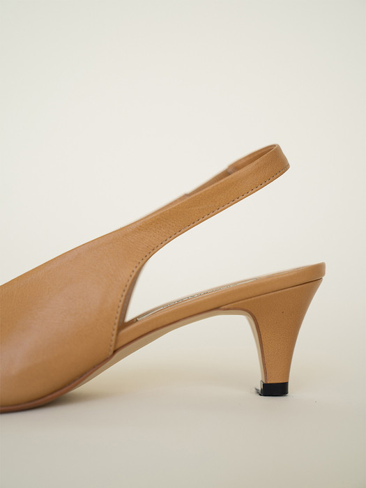 FW21 Pointy Toe Slingback Maple