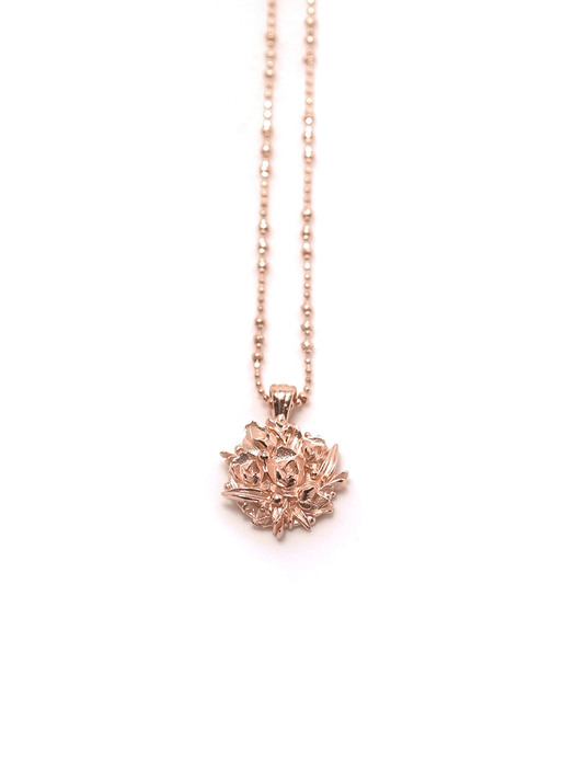 Flower breeze. rose. necklace 04