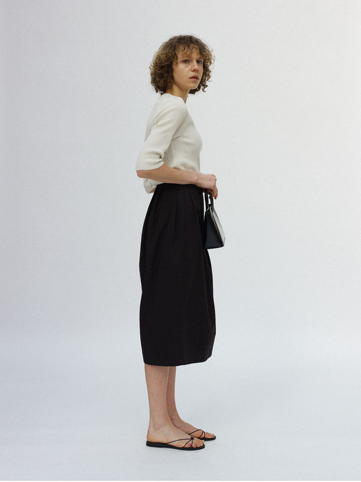 Layered tuck skirt (Black)