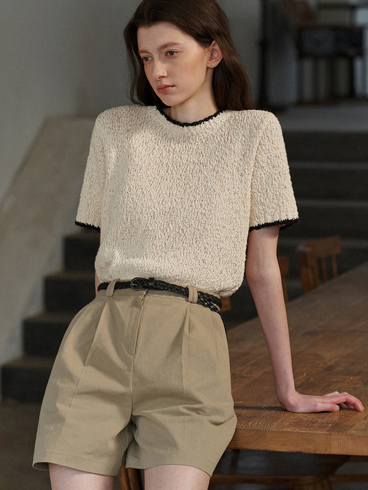 Cotton low Shorts (Pale khaki)