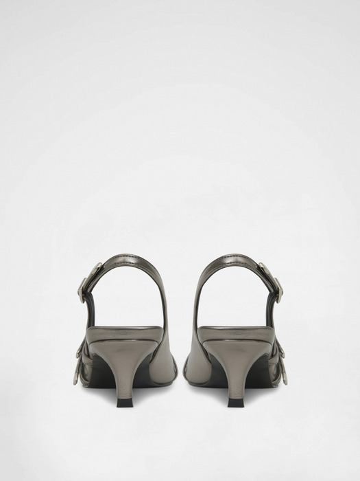 BELTED SLINGBACK / DARK SILVER