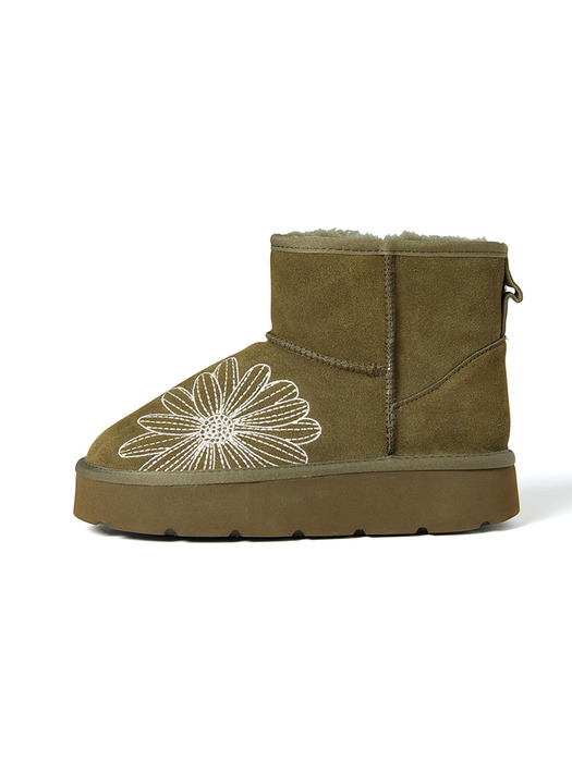 CLASSIQUE UGG BOOTS_KHAKI