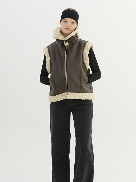 FAUX SHEARING TRIMMING VEST_BROWN BEIGE