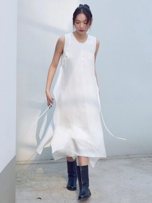 Layered Silky Long Dress  White (KE4271M011)