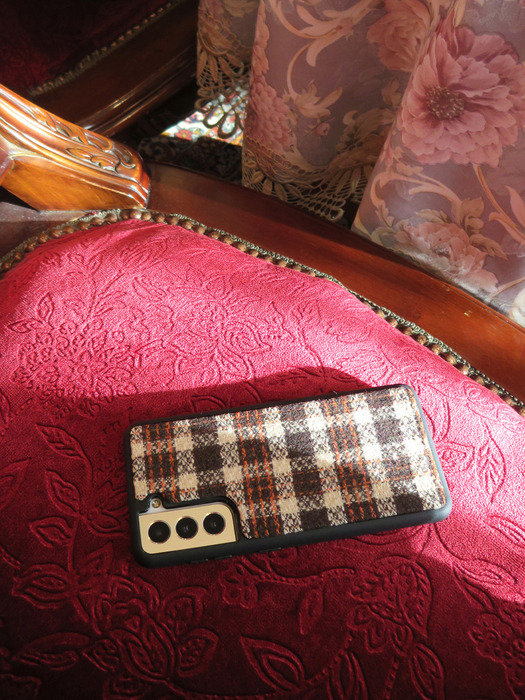 TEXTILE PHONE CASE [BROWN]