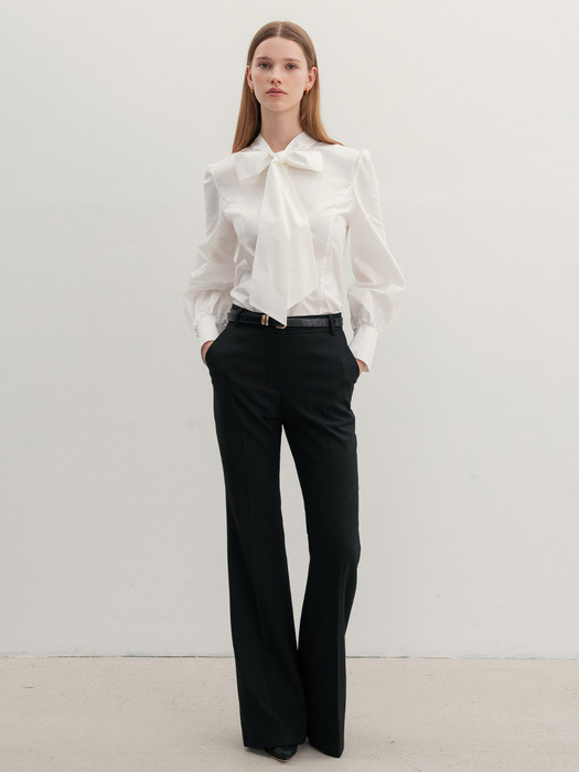 VASHTI Bootcut trousers (Jet black)