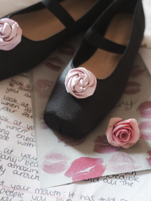 Rose ballet flat