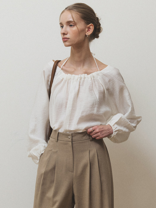 Sheer wool shirring blouse_Ivory