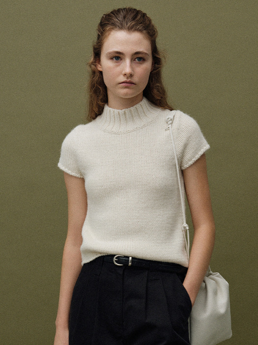 Benico half neck knit (Ivory)