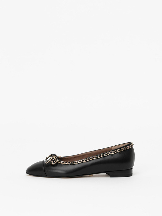 Ines Chained Flat Shoes in BLACK