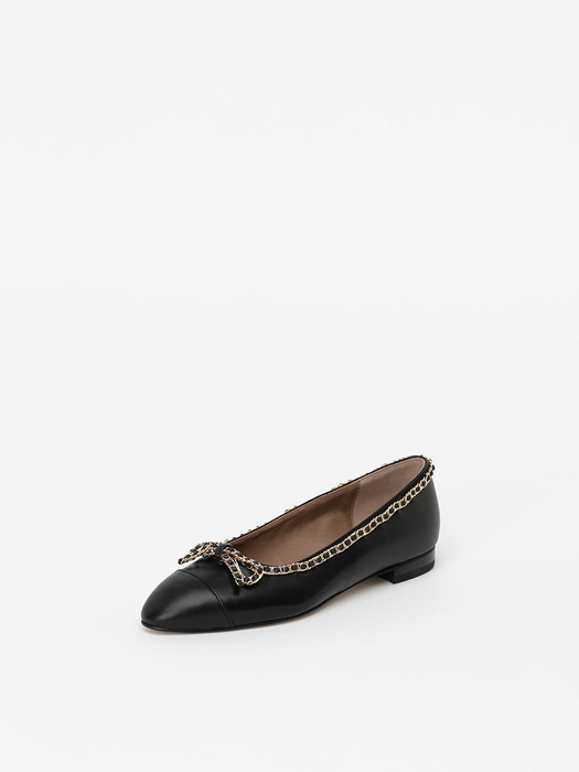 Ines Chained Flat Shoes in BLACK