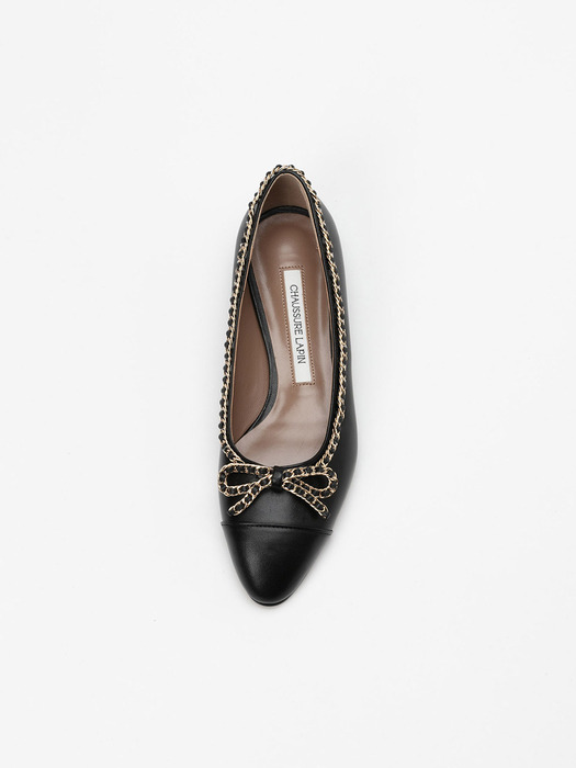 Ines Chained Flat Shoes in BLACK