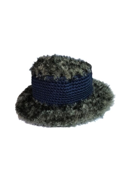 furry hat blue