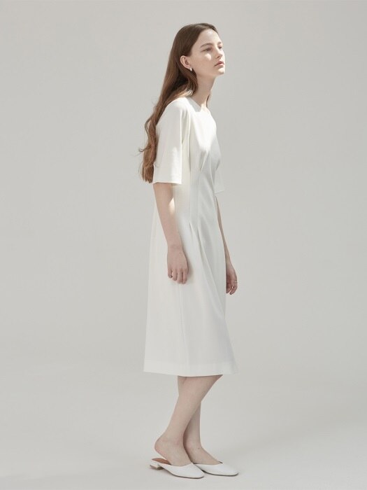 DART POINTED DRESS - IVORY