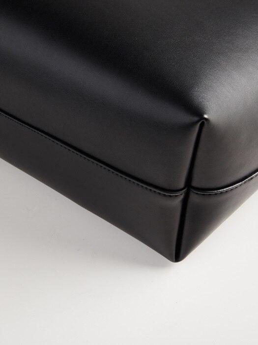 Leather Office bag - Black 레더 오피스백 블랙 PV001BL