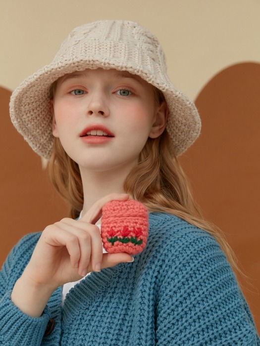 FLOWER KNIT AIRPODS CASE_coral