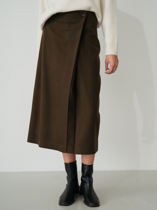 wool wrap skirt (khaki)