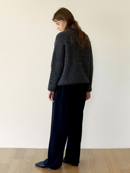 Round Toto Knit_Charcoal